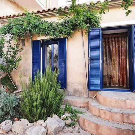 Traditional Hillside Cottage Gythio Luaran gambar